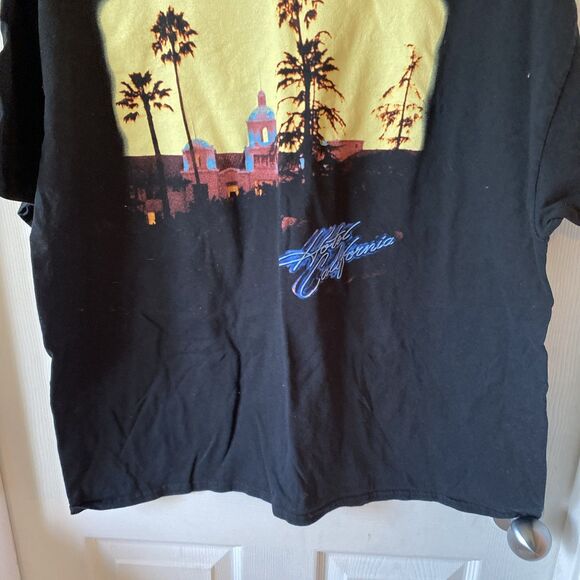 Eagles Hotel California 2015 Concert Tour T-Shirt  Size 2XL - Picture 5 of 9